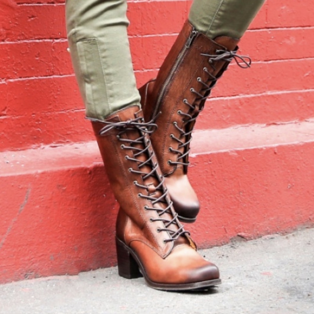FRYE Kendall Brown Lace Up Combat Boot size 8